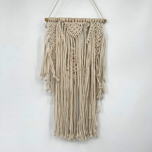 Medium Macrame Wall Hanging, Macrame Feathers Wall Hanging, Macrame Tapestry Wal - Picture 7 of 8